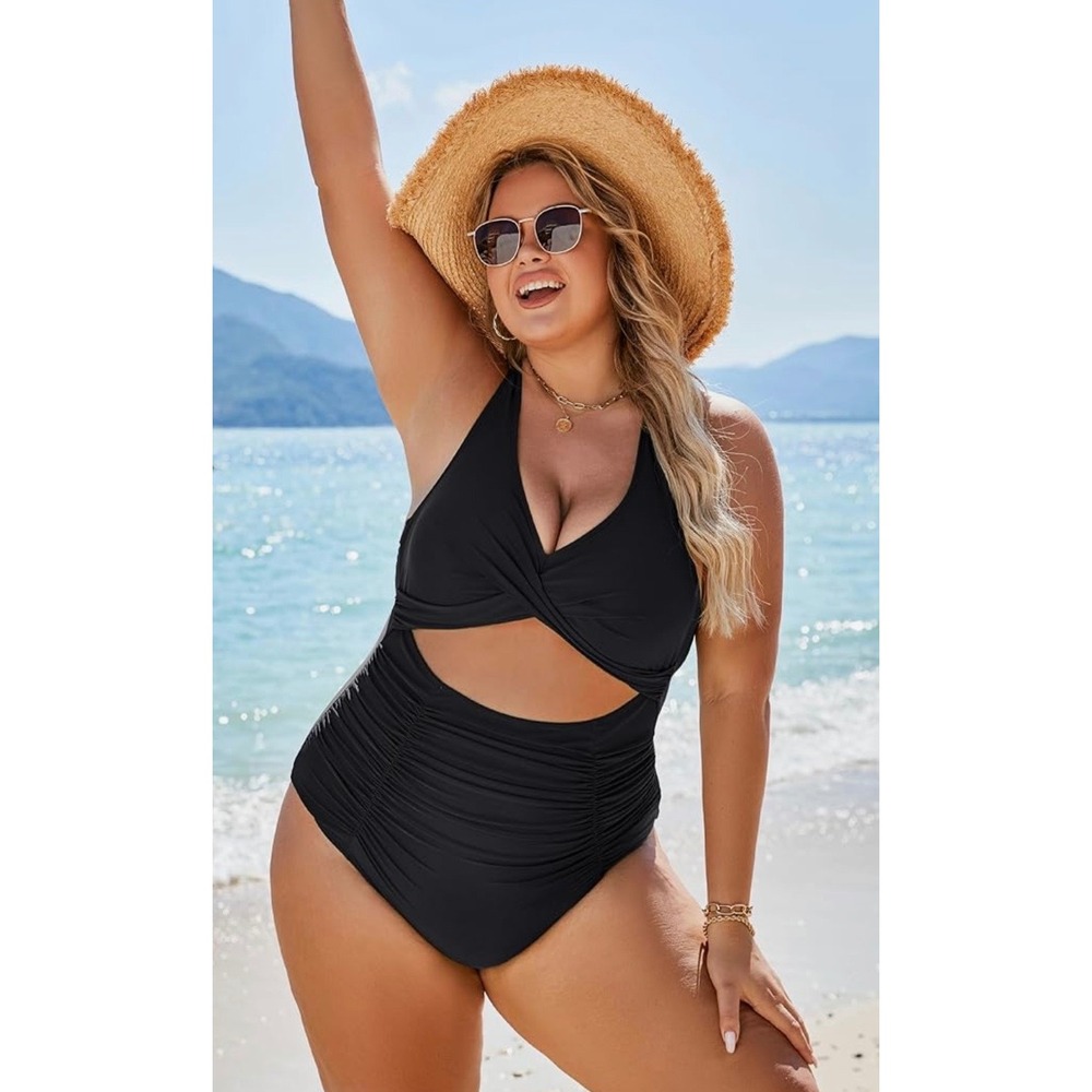 NEW Blooming Jelly‎ Plus Size XXL Black Cutout Ruched One Piece Swimsuit